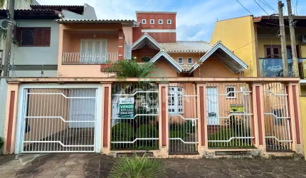 sobrado de 03(três) dormitórios sendo 01(uma) suite localizado no bairro Moinhos de Vento