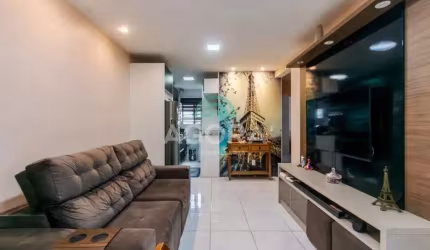 Apartamento de 62,20 m²com 3(três) dormitórios e  sacada com churrasqueira.