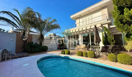 Sobrado luxuoso localizado no bairro Jardim do Lago