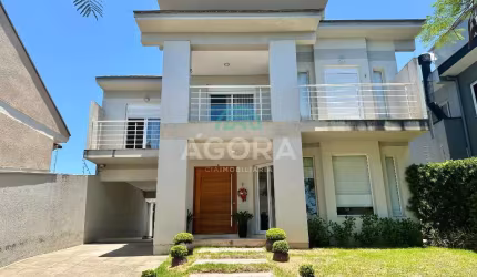 Excelente sobrado de 4(quatro) dormitórios com 3(suítes). Localizado no bairro Bela Vista em Canoas