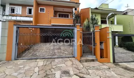 Sobrado com 3 (três) dormitórios,  localizado no bairro Moinhos  de Vento em Canoas .