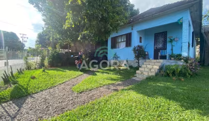 Casa térrea com 2 (dois) dormitórios, localizado no bairro Olaria em Canoas.