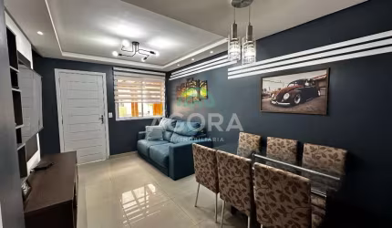 Excelente sobrado de 85m² com 2 (dois) dormitórios, localizado no bairro Igara em Canoas.