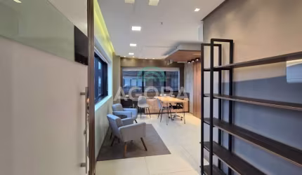 Sala comercial medindo 33m², localizada no bairro Marechal Rondpn.
