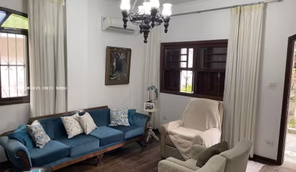 Casa para Venda em São Vicente, Centro, 5 dormitórios, 1 suíte, 4 banheiros, 8 vagas