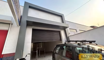 Galpão comercial na Av. Américo Figueiredo