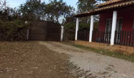 Encante-se com o Sítio dos Seus Sonhos em Salto de Pirapora!
