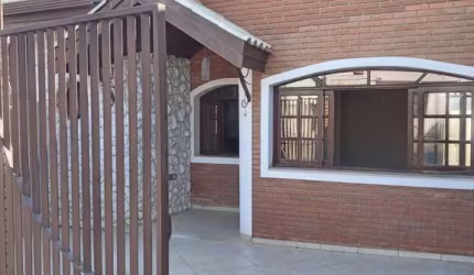 Casa no Jardim Guarujá - aluguel