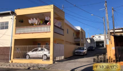 Sobrado - 4 dormitórios na Vila Coloral