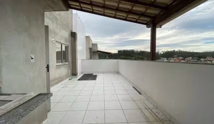 Cobertura à venda em Conselheiro Lafaiete-MG: 3 quartos, 2 suítes, 2 salas, 3 banheiros, 1 vaga, 102,78 m² no bairro Areal