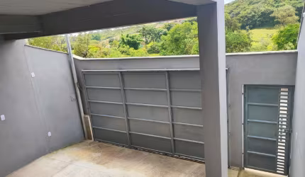 Casa à venda em Cons. Lafaiete-MG, bairro São Marcos: 2 quartos, 1 sala, 1 banheiro, 2 vagas, 80m².