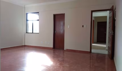 Oportunidade de investimento em apartamento de 3 quartos com suíte e vaga de garagem no bairro São Sebastião, Conselheiro Lafaiete-MG!