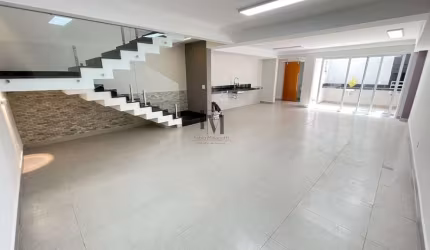 Sobrado para Venda em São Caetano do Sul, Barcelona, 3 dormitórios, 3 suítes, 3 banheiros, 2 vagas