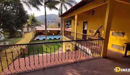 Casa para Venda em Duque de Caxias, Parque A Equitativa, 3 dormitórios, 3 suítes, 6 banheiros, 4 vagas