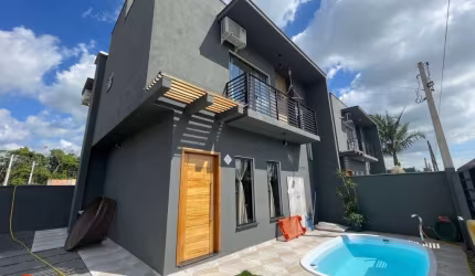 CASA À VENDA EM ITAJUBA BARRA VELHA - SC ESQUINA COM PISCINA