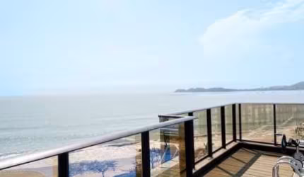 APARTAMENTO COBERTURA FRENTE MAR À VENDA EM PENHA - SC | CIDADE DO BETO CARRERO WORLD