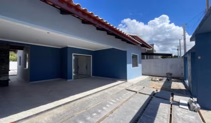 CASA NA PRAIA DO GRANT À VENDA EM ITAJUBA/SC