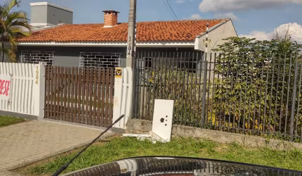 ARAUCARIA/FAZENDA VELHA - 240M2 - (VILA NOVA) - EXCELENTE RESIDÊNCIA, 03 QUARTOS, SUITE C/HIDRO, 03 VAGAS GARAGEM, TERRENO 12X49,50 PX AO CENTRO