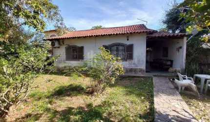 Casa à venda no bairro Bananeiras em Araruama/RJ