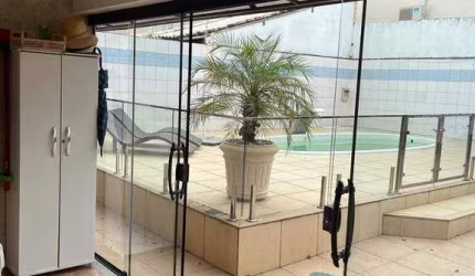 Casa à venda no bairro Parque Hotel em Araruama/RJ