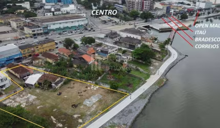 Terreno à venda no bairro Centro em Araruama/RJ