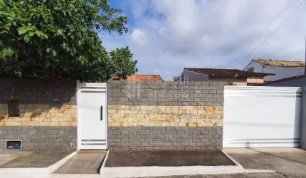 Casa à venda no bairro Boa Perna em Araruama/RJ