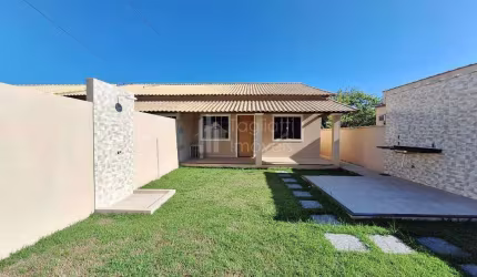 Casa à venda no bairro Praia Seca em Araruama/RJ