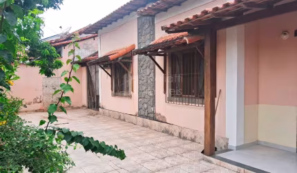 Casa à venda no bairro XV de Novembro em Araruama/RJ