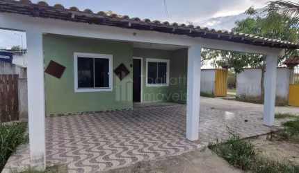 Casa Linear de Esquina no Bairro Parati - Araruama - RJ