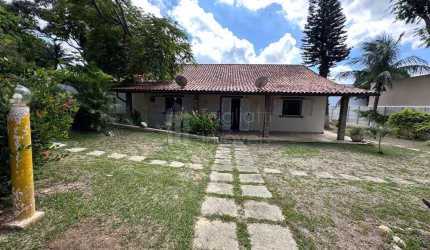Casa Linear  com terrenão no bairro Coqueiral, Araruama/RJ