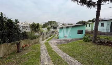 TÉRRENO COM 390M² COM 3 CASAS PEQUENAS EXECELENTE PARA INVESTIMENTO. AGENDE SUA VISITA E VENHA CONHECER. F: 51 98410.2913