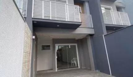 Sobrado para venda com 2 suítes em Itacolomi, Balneário Piçarras, Santa Catarina