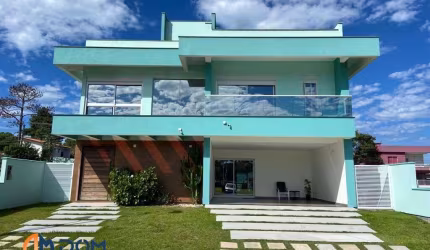 Casa à venda no bairro São João do Rio Vermelho - Florianópolis/SC