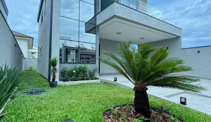 Casa à venda no bairro Ingleses - Florianópolis/SC