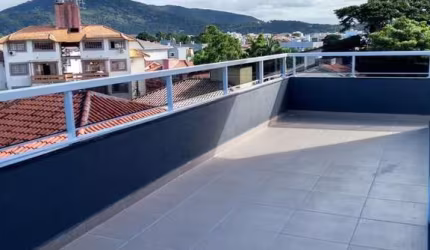 Apartamento à venda no bairro Ingleses do Rio Vermelho - Florianópolis/SC