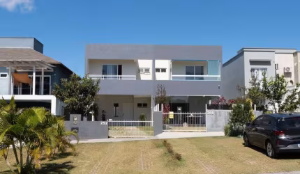 Sobrado à venda no bairro Ingleses do Rio Vermelho - Florianópolis/SC