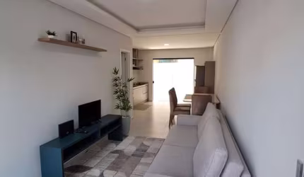 Sobrado à venda no bairro Cachoeira do Bom Jesus - Florianópolis/SC