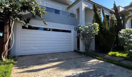 Casa à venda no bairro Ponta das Canas - Florianópolis/SC