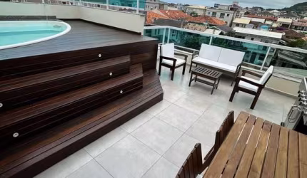 Cobertura Mobiliada com 172m² e  terraço com piscina á 2 km da Praia dos Ingleses.