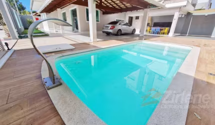 MARAVILHOSA CASA DE 04 QUARTOS,COM PISCINA NA PRAIA DO MORRO...