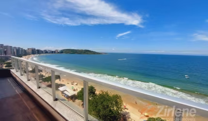 Cobertura linear com 5 quartos sendo 3 suítes na Praia do Morro!