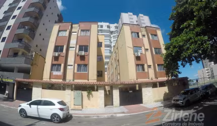 Apartamento de 2 quartos bem localizado na Praia do Morro