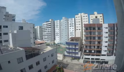 APARTAMENTO 2 QUARTOS A POUCOS METROS DA PRAIA DO MORRO.