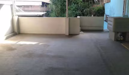 Casa com 2 dormitórios à venda, 80 m² por R$ 220.000 - Linhares - JF