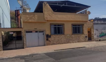 Casa com 2 dormitórios à venda por R$ 715.000,00 - Fábrica - Juiz de Fora/MG