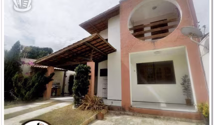 Casa com 3 dormitórios à venda, 220 m² por R$ 850.000,00 - Cambeba - Fortaleza/CE