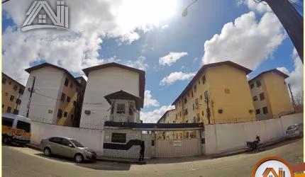 Apartamento à venda, 98 m² por R$ 170.000,00 - Montese - Fortaleza/CE