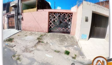 Casa com 4 dormitórios à venda, 100 m² por R$ 385.000,00 - Montese - Fortaleza/CE