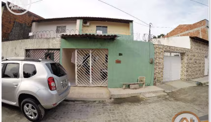 Casa com 2 dormitórios à venda, 77 m² por R$ 280.000,00 - Maraponga - Fortaleza/CE