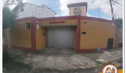 Apartamento com 3 dormitórios à venda, 98 m² por R$ 200.000,00 - Montese - Fortaleza/CE